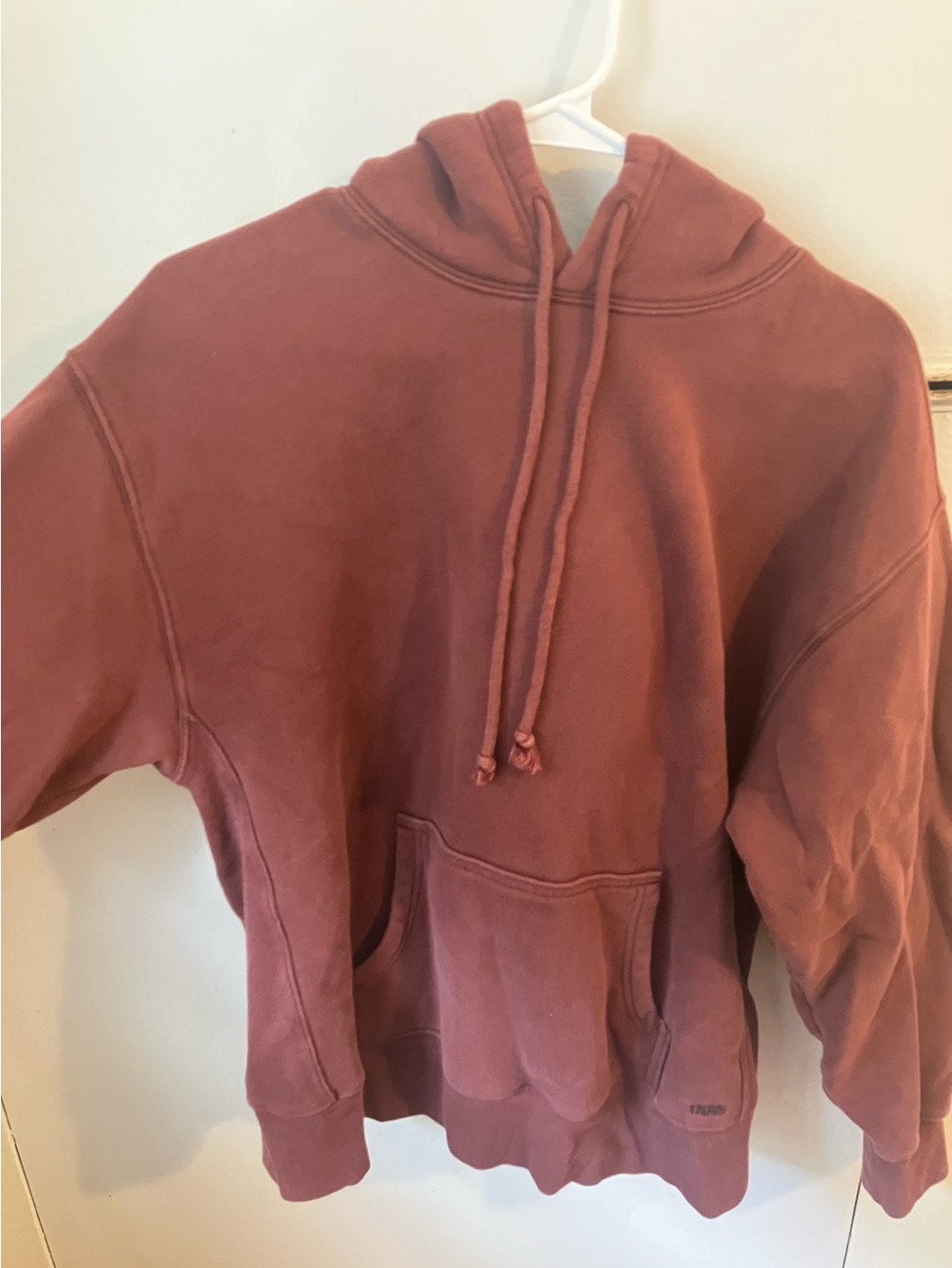 TNA Aritzia Cozy Fleece Hoodie Women’s in Brown/Maroon color